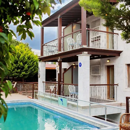 Stone House Hotel 3*