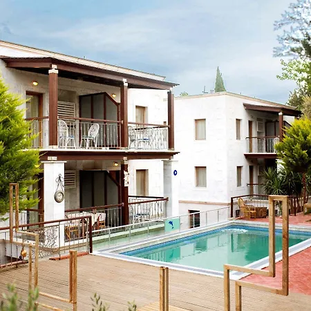 Stone House 3*