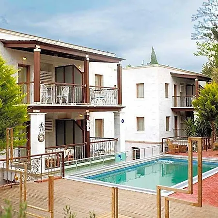 Stone House Szálloda 3*