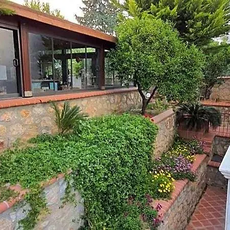 Stone House فندق 3*