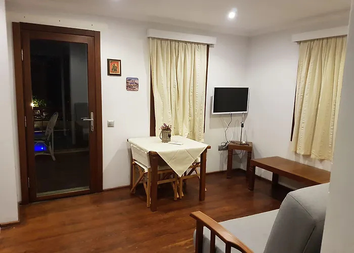 酒店 Stone House 博德鲁姆